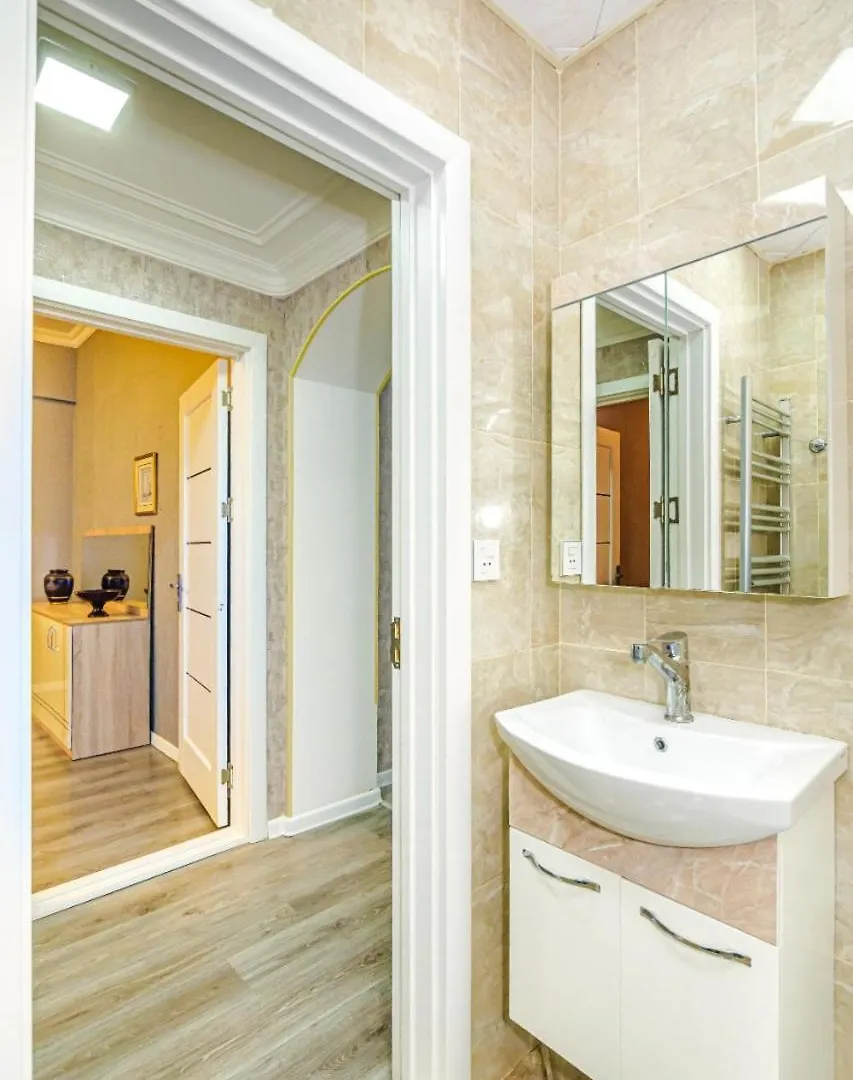 M Estate 1 Room Targovu Баку 0*,